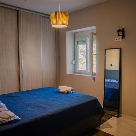 דירות Mantouki Oliana'S Luxury House מראה חיצוני תמונה